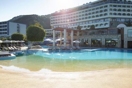 Amus Hotel & Spa (voorheen Rhodes Bay Hotel)